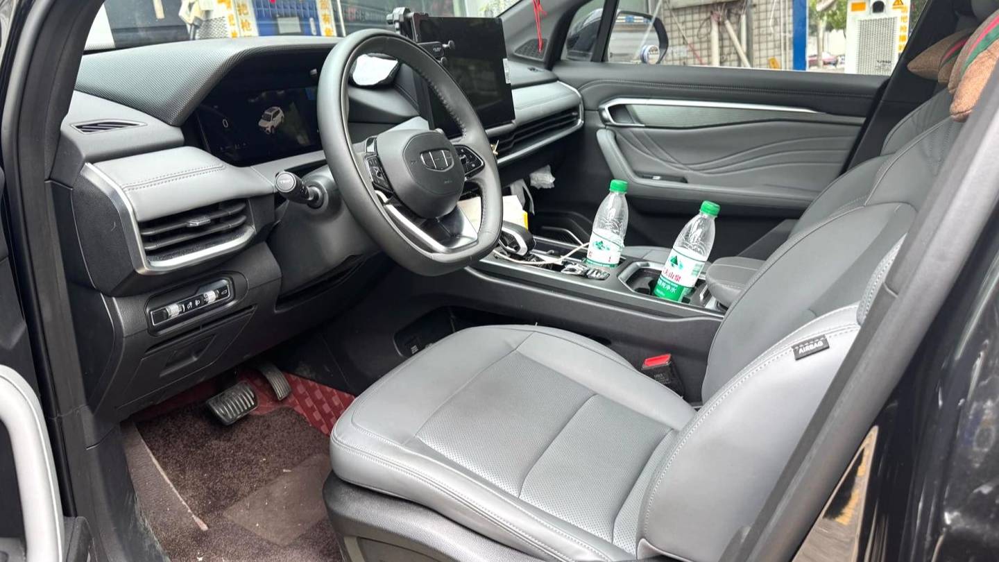 Geely 2026 Okavango 1.5TD DCT Happiness 5 Seats