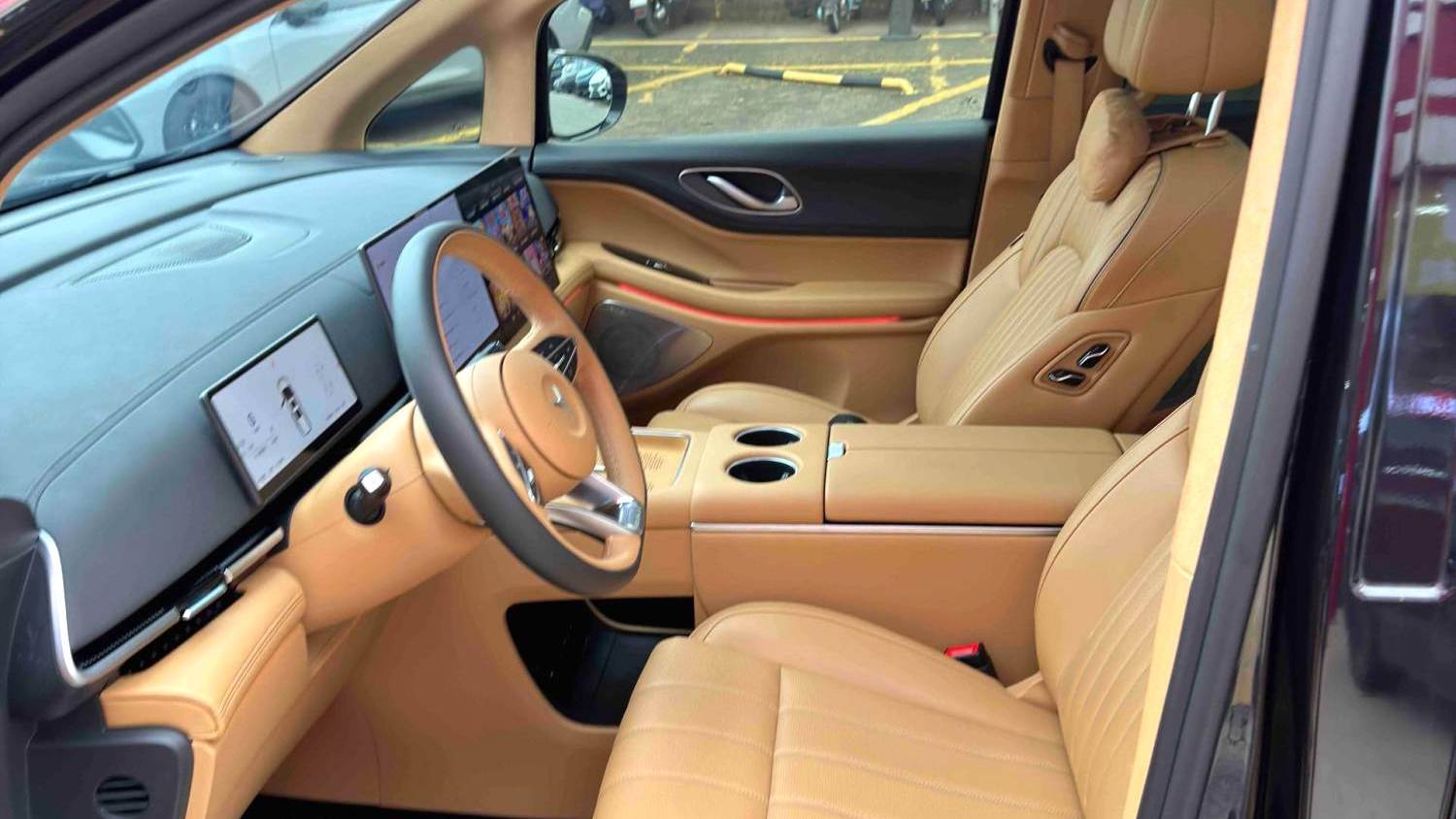 VOYAH 2025 DREAM EV four-wheel drive flagship Kunpeng version