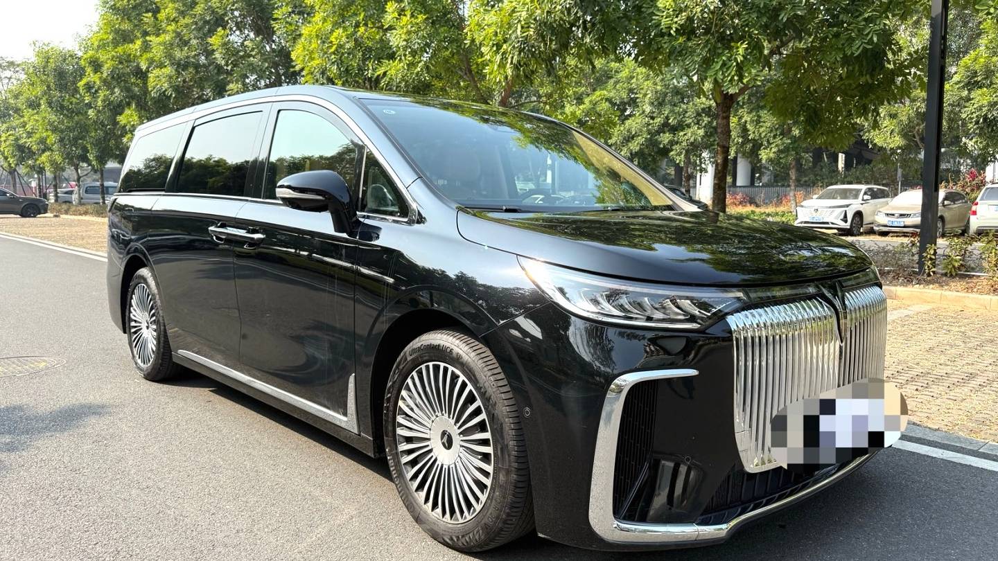VOYAH 2025 DREAM PHEV four-wheel drive Prestige Qiankun Edition