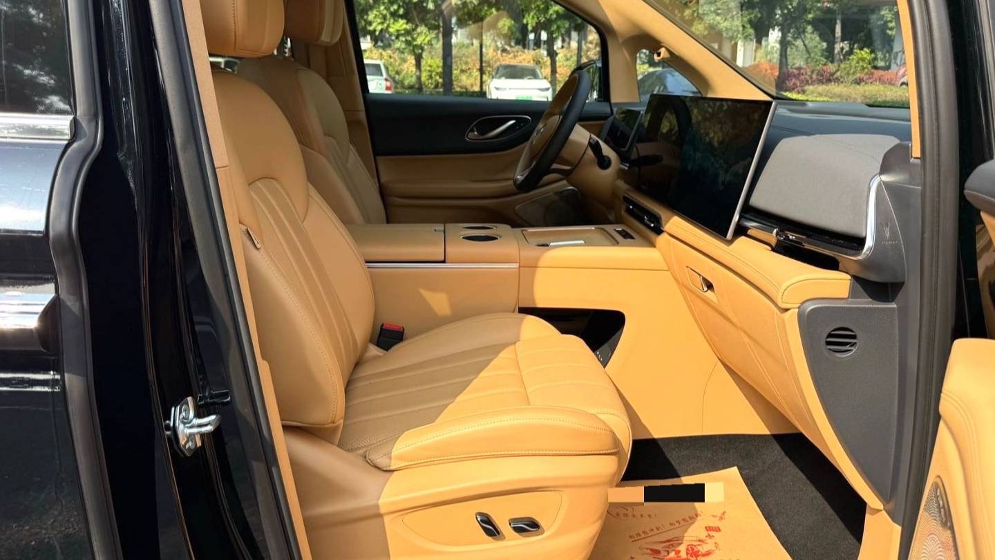 VOYAH 2025 DREAM PHEV four-wheel drive Prestige Qiankun Edition