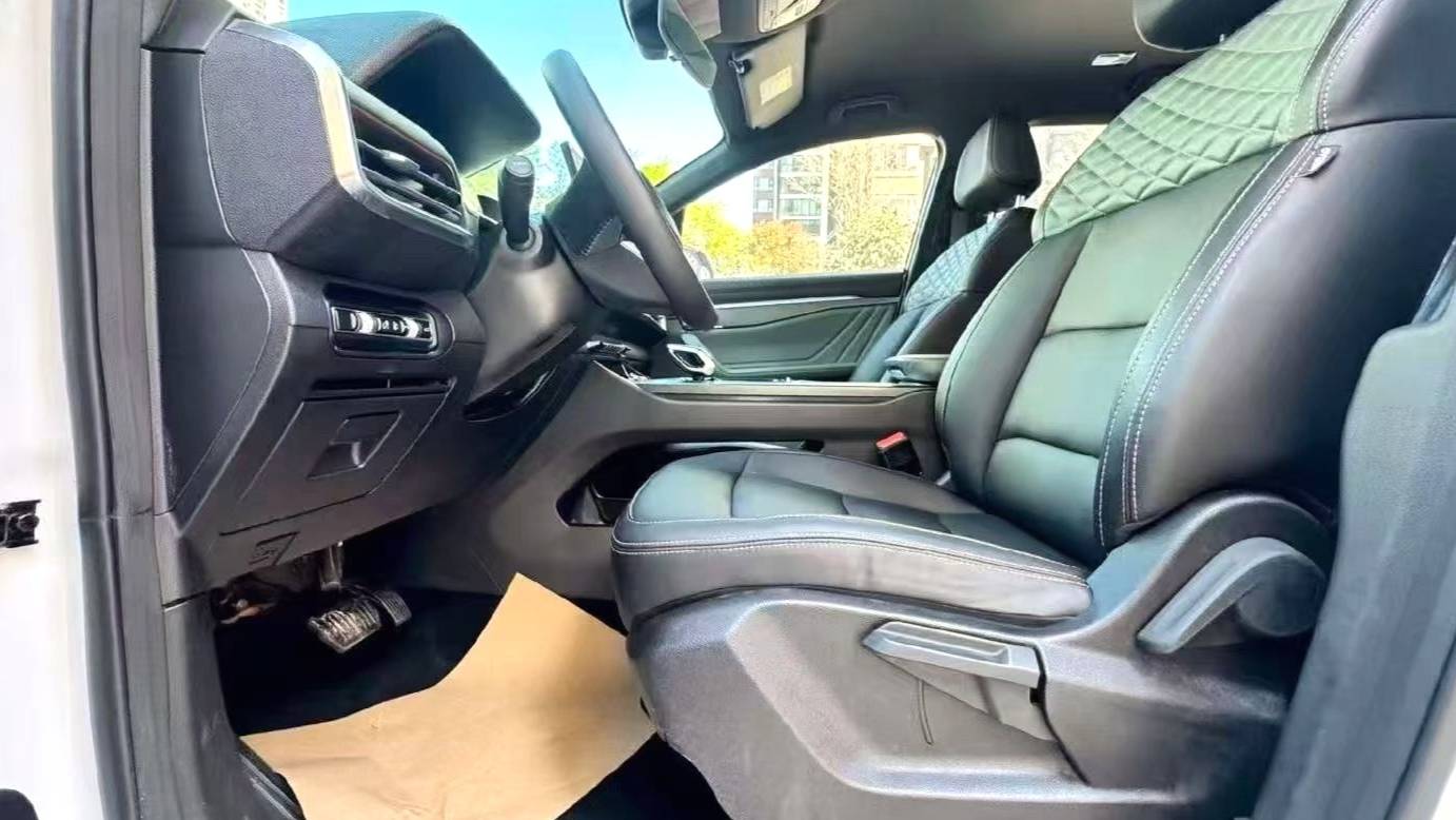 Geely 2023 Okavango 2.0T DCT Luxury Model