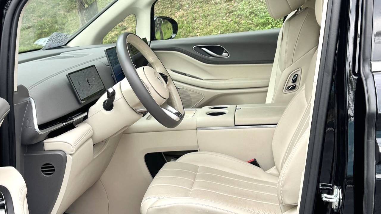 VOYAH 2025 DREAM EV four-wheel drive excellent Qiankun version