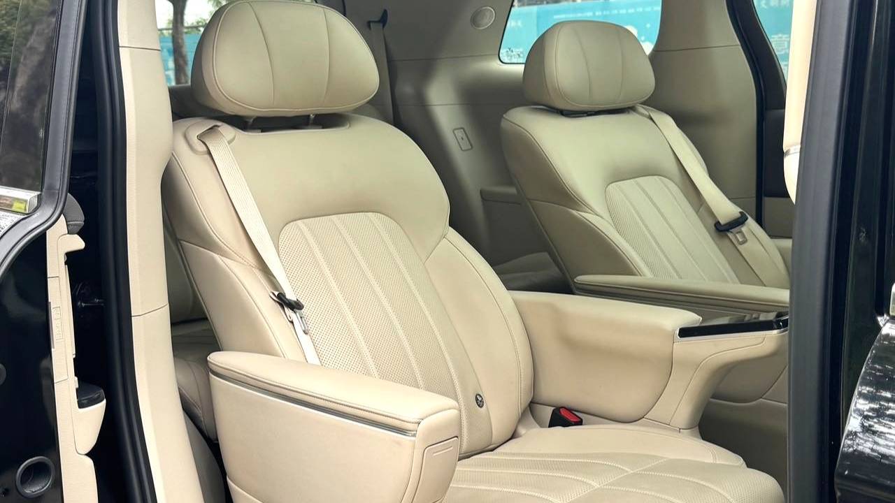 VOYAH 2025 DREAM EV four-wheel drive excellent Qiankun version