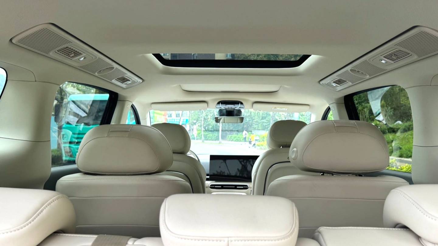 VOYAH 2025 DREAM EV four-wheel drive excellent Qiankun version