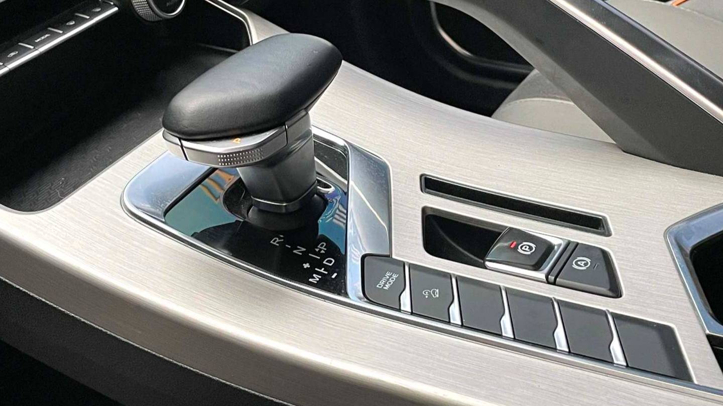 Geely 2023 Coolray 1.5T DCT Platinum Edition
