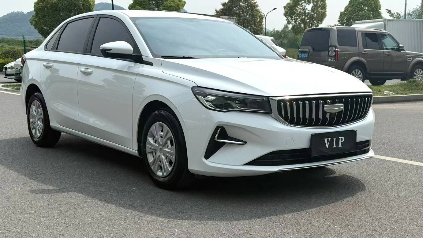 Geely 2026 EMGRAND 4th generation 4 million commemorative 1.5L manual overtaking