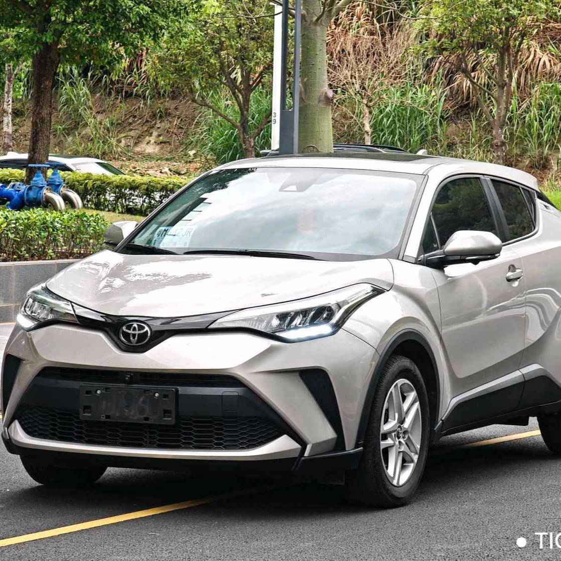 Toyota 2022 C-HR 2.0L Comfort Edition سيارة مستعملة