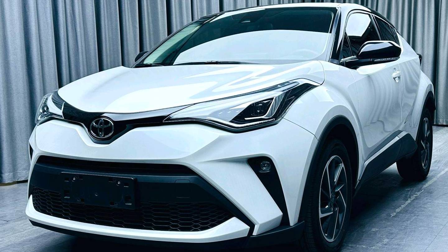 Toyota 2023 C-HR 2.0L Luxury Edition