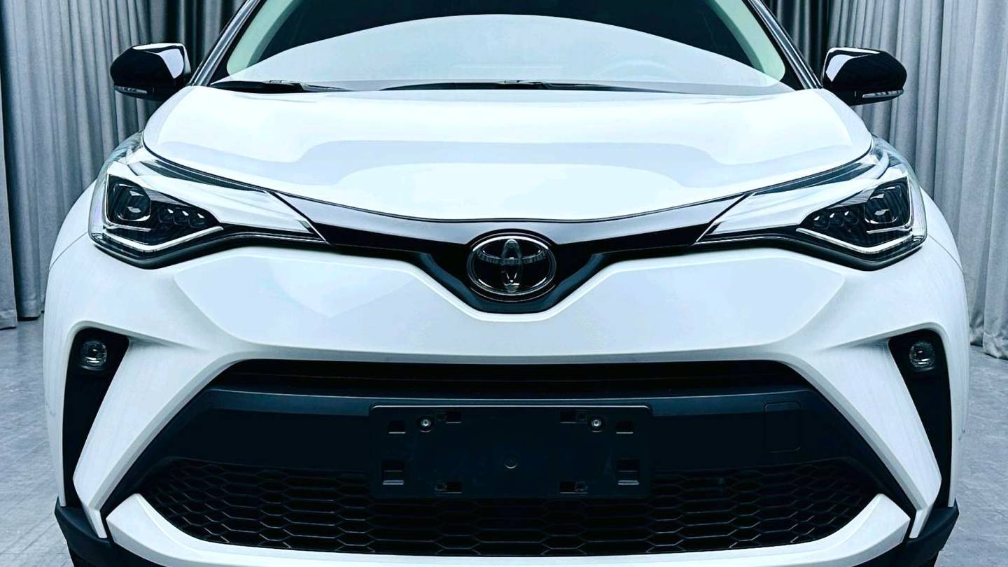 Toyota 2023 C-HR 2.0L Luxury Edition