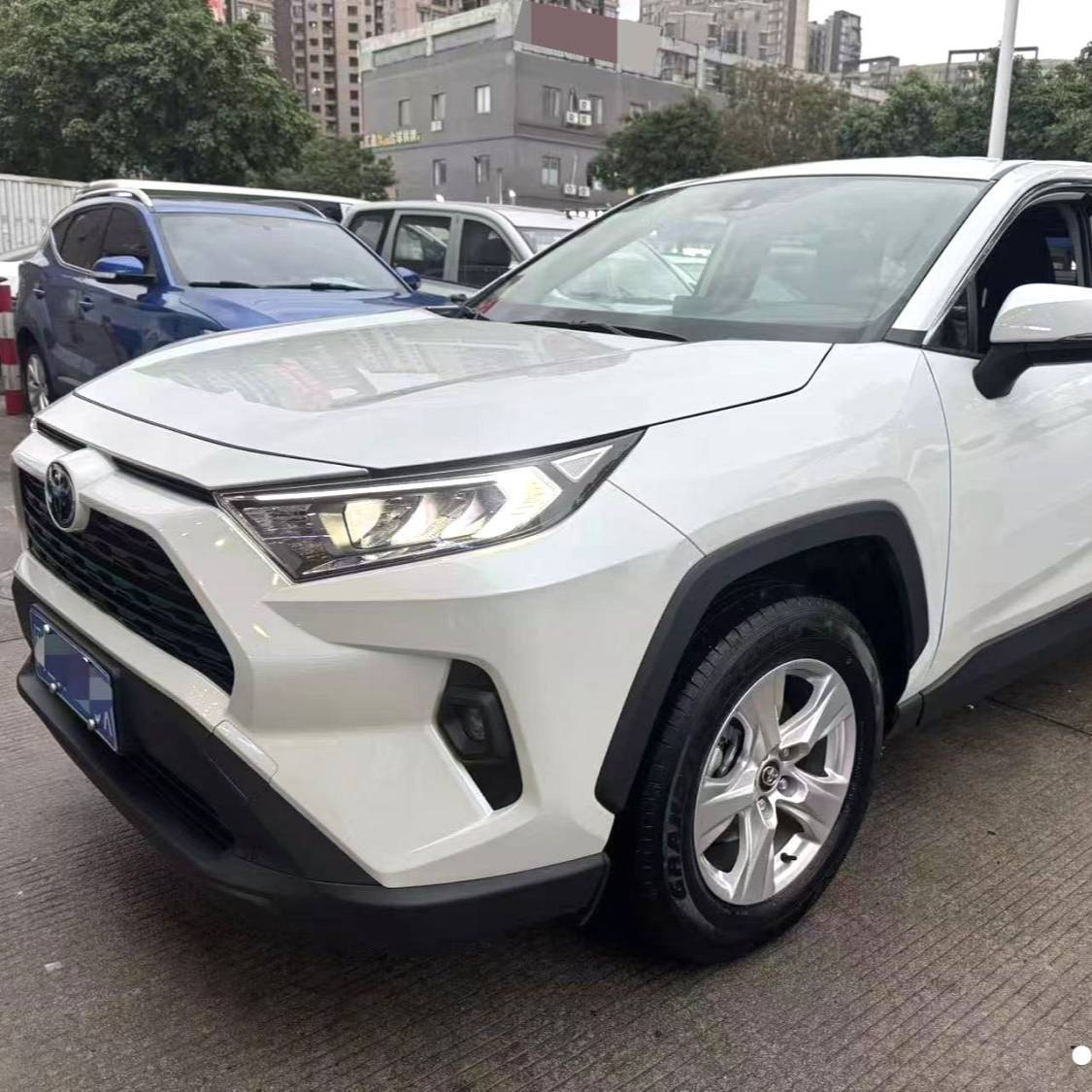 Toyota 2024 RAV4 2.0L CVT two wheel drive urban version سيارة مستعملة