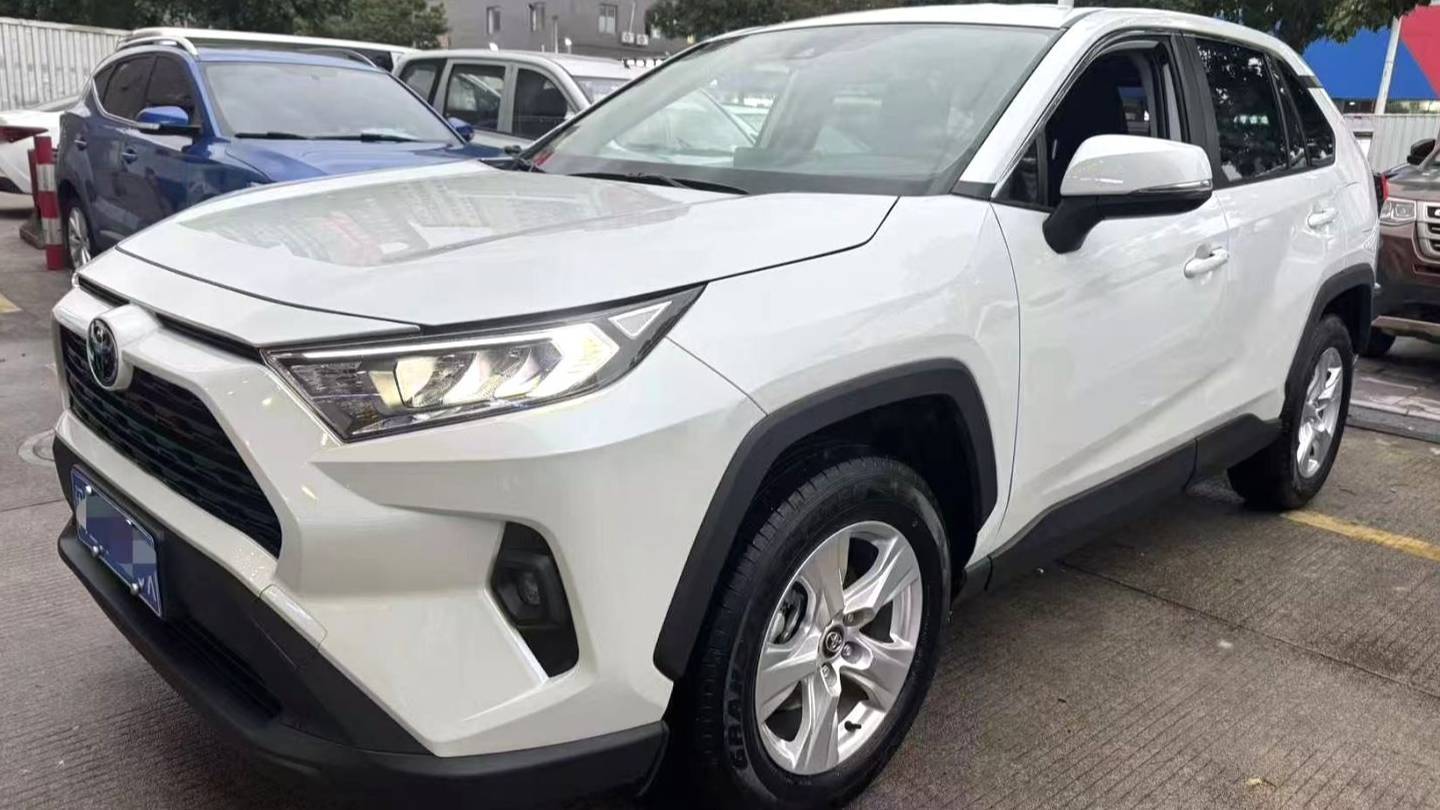 Toyota 2024 RAV4 2.0L CVT two wheel drive urban version