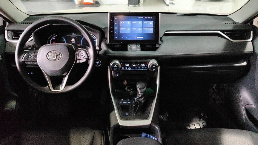 Toyota 2022 RAV4 Dual engine 2.5L E-CVT two wheel drive elite version