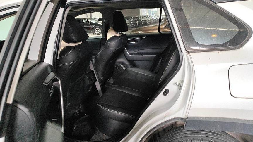 Toyota 2022 RAV4 Dual engine 2.5L E-CVT two wheel drive elite version