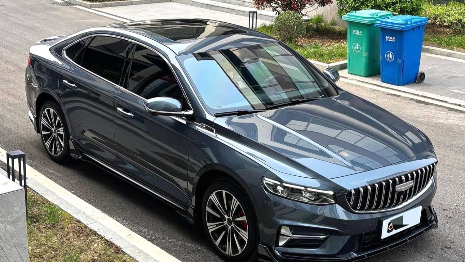 Geely 2025 PREFACE Dongfang Yao 2.0TD Starry Edition