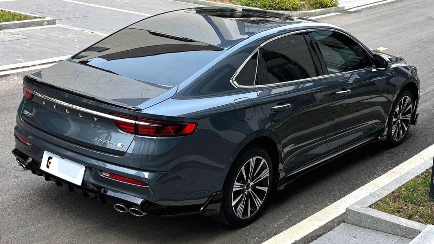 Geely 2025 PREFACE Dongfang Yao 2.0TD Starry Edition