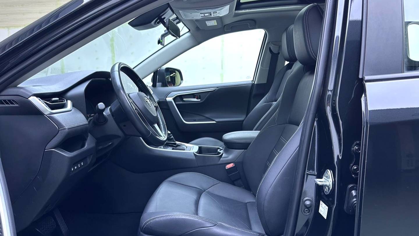 Toyota 2023 WILDLANDER 2.0L CVT 2WD Luxury PLUS Edition