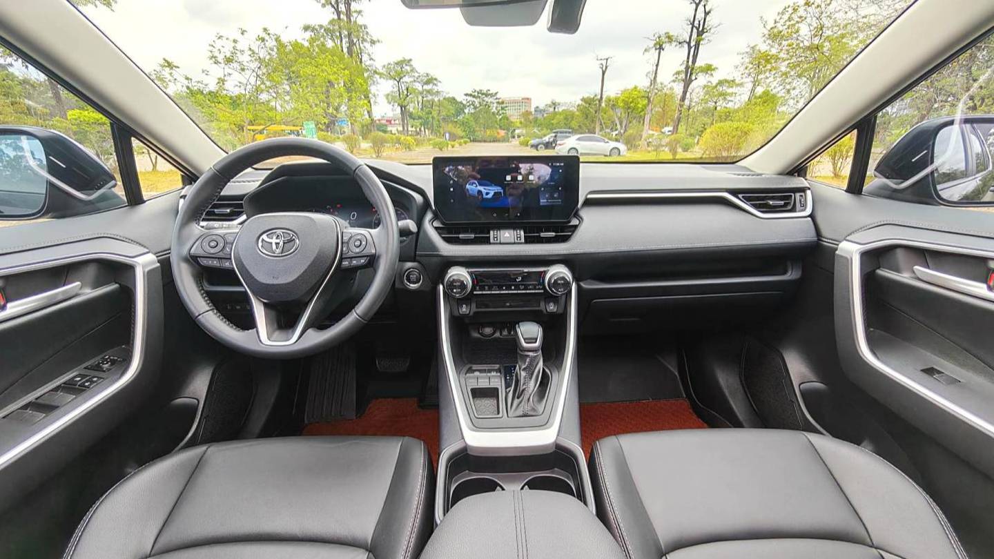 Toyota 2023 WILDLANDER 2.0L CVT 2WD Luxury PLUS Edition
