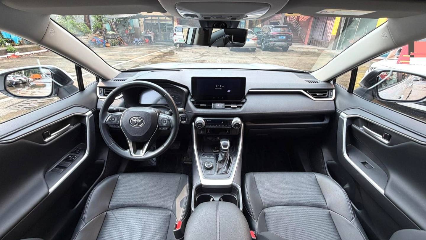 Toyota 2023 WILDLANDER Dual engine 2.5L E-CVT 4WD Prestige Edition