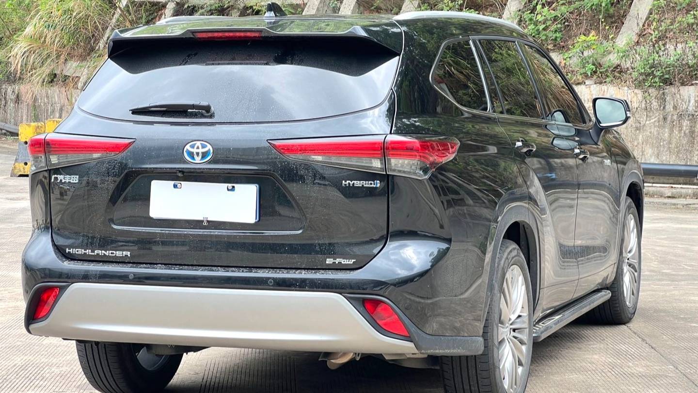 Toyota 2023 Highlander‌ 2.5L Intelligent Hybrid Dual Engine 4WD Premium Edition 7