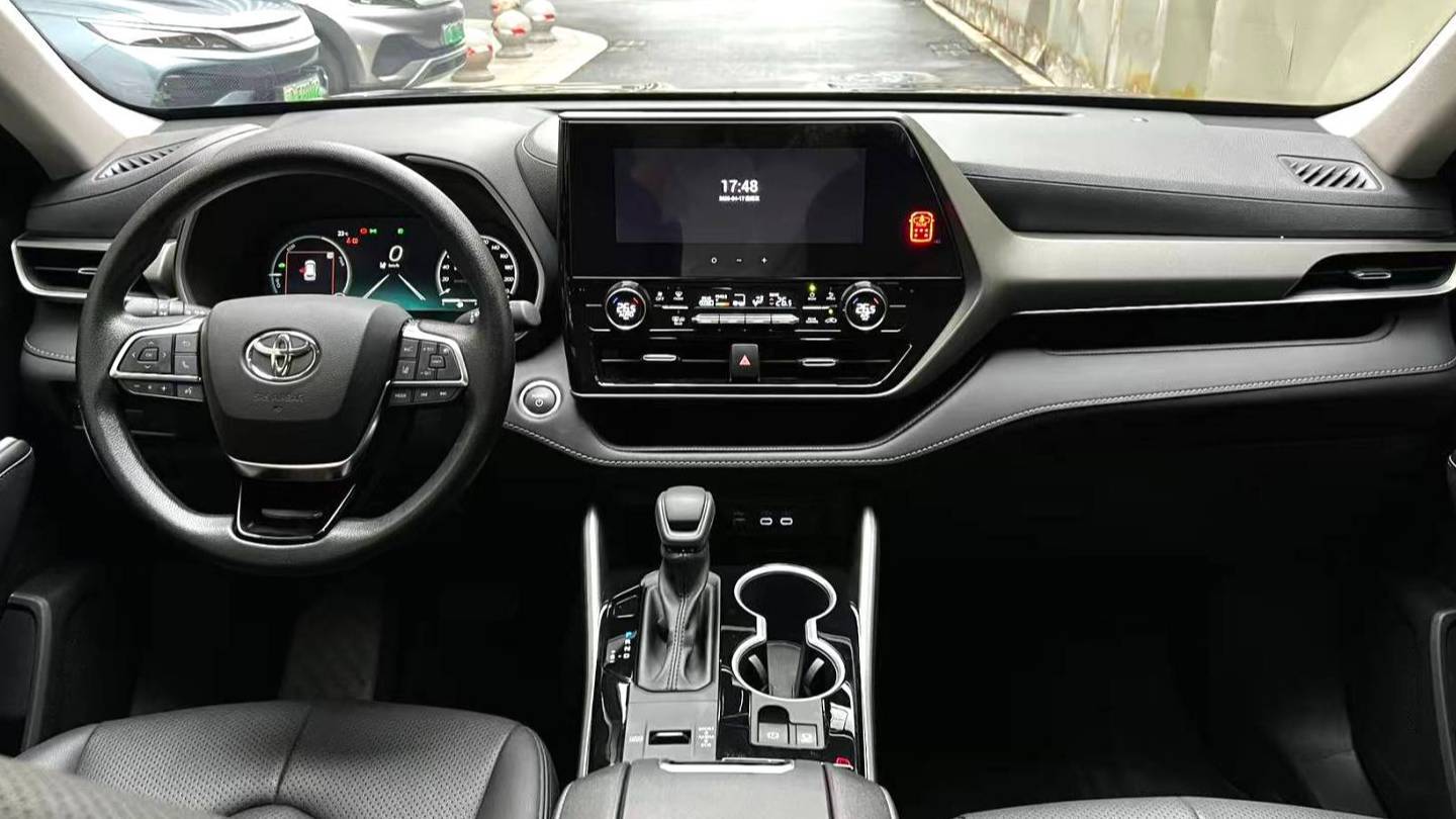 Toyota 2024 Highlander‌ 2.5L Intelligent Hybrid Dual Engine Two Drive Elite Edition 7