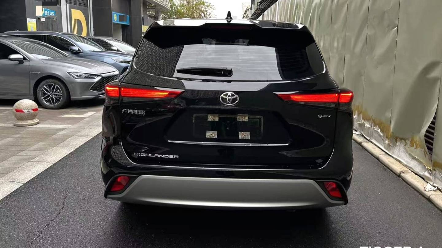 Toyota 2024 Highlander‌ 2.5L Intelligent Hybrid Dual Engine Two Drive Elite Edition 7