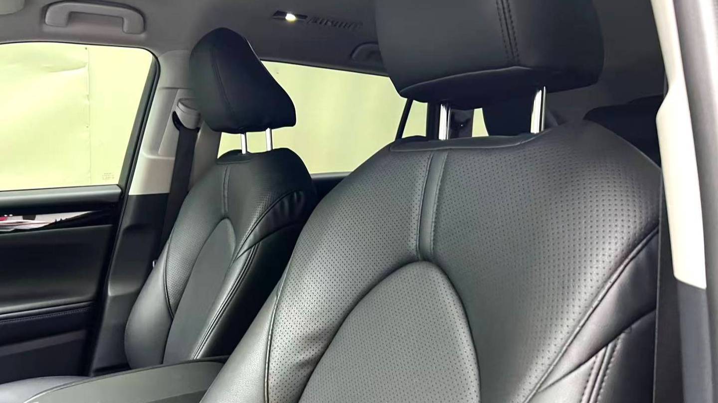 Toyota 2024 Highlander‌ 2.5L Intelligent Hybrid Dual Engine Two Drive Elite Edition 7