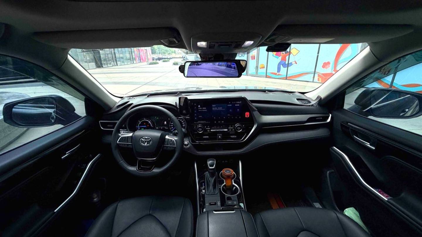 Toyota 2023 Highlander‌ 2.5L intelligent hybrid dual engine 2WD Premium Edition 7-seater
