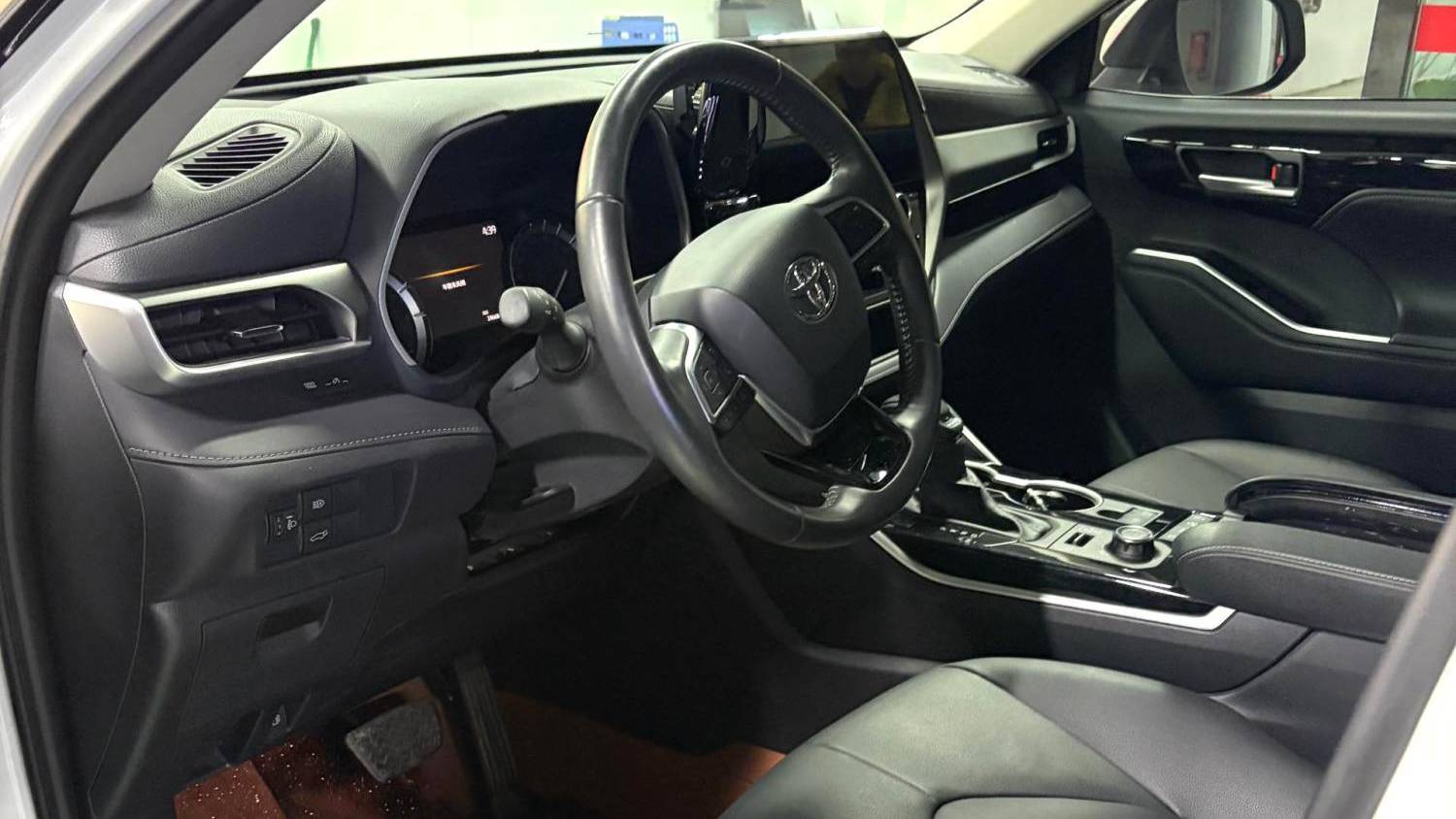 Toyota 2022 Highlander‌ 2.0T 4WD Prestige Edition 7-seater