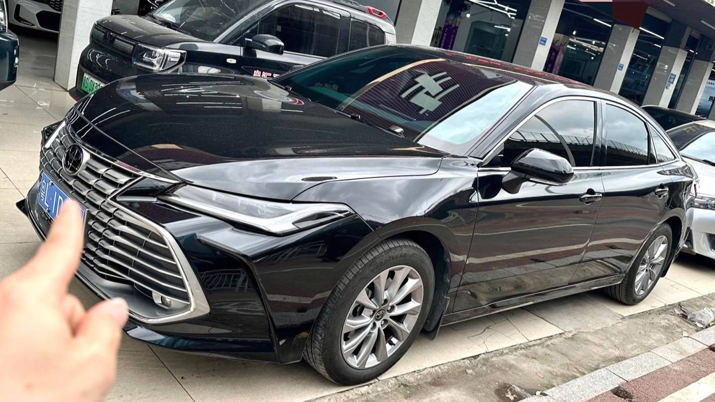 Toyota 2024 Avalon 2.0L Premium Edition