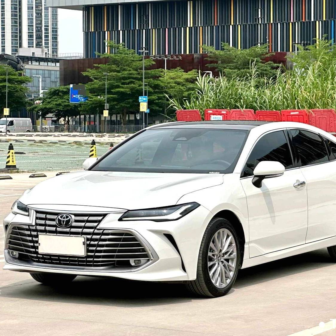 Toyota 2024 Avalon 2.0L Luxury Edition سيارة مستعملة