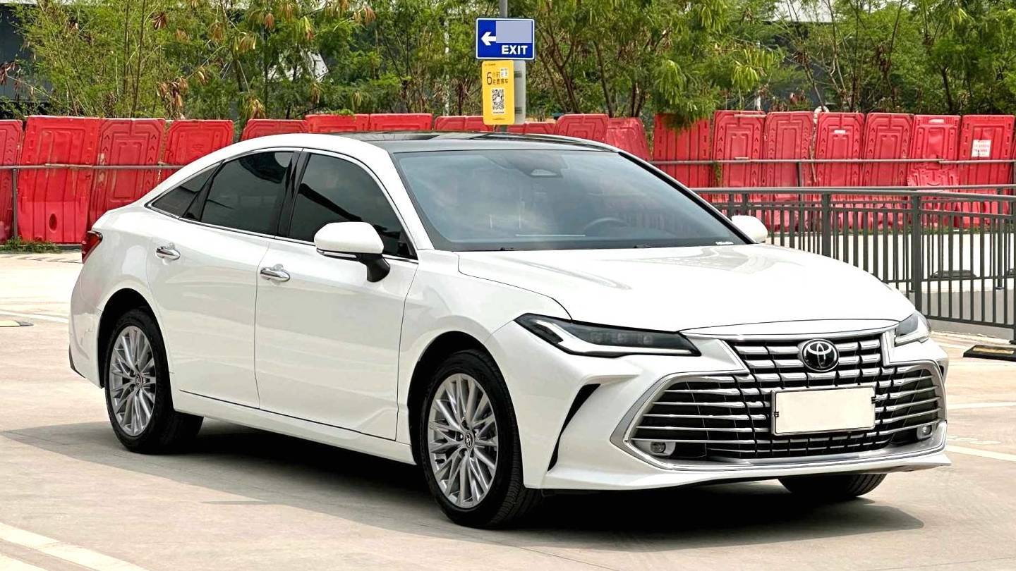 Toyota 2024 Avalon 2.0L Luxury Edition