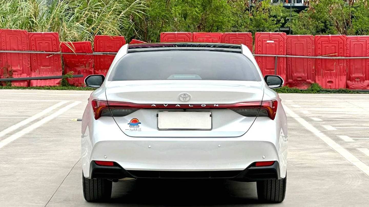 Toyota 2024 Avalon 2.0L Luxury Edition