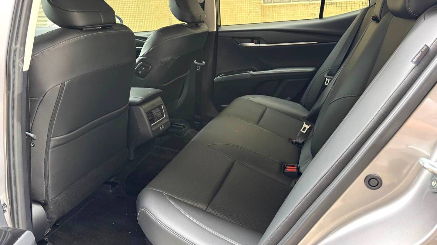 Toyota 2025 CAMRY Dual engine 2.0HXS Radiant Edition