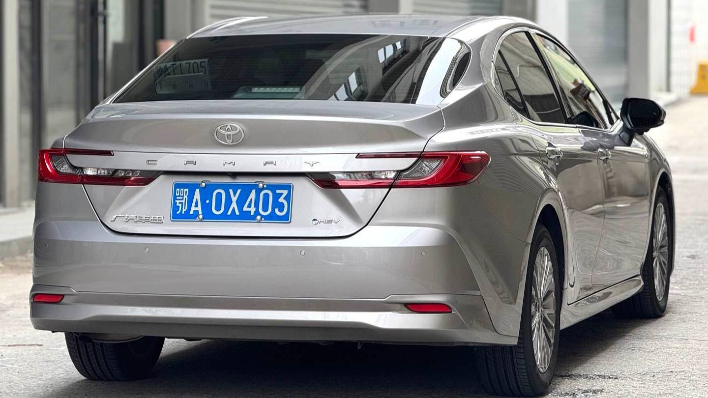 Toyota 2025 CAMRY Dual engine 2.0HXS Radiant Edition