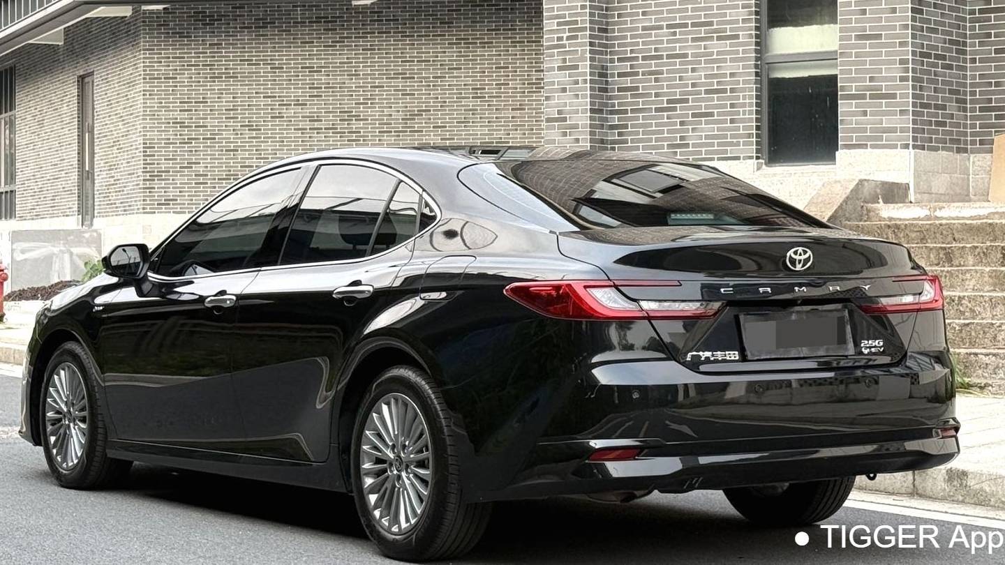 Toyota 2024 CAMRY Dual Engine 2.0HGVP Luxury Edition