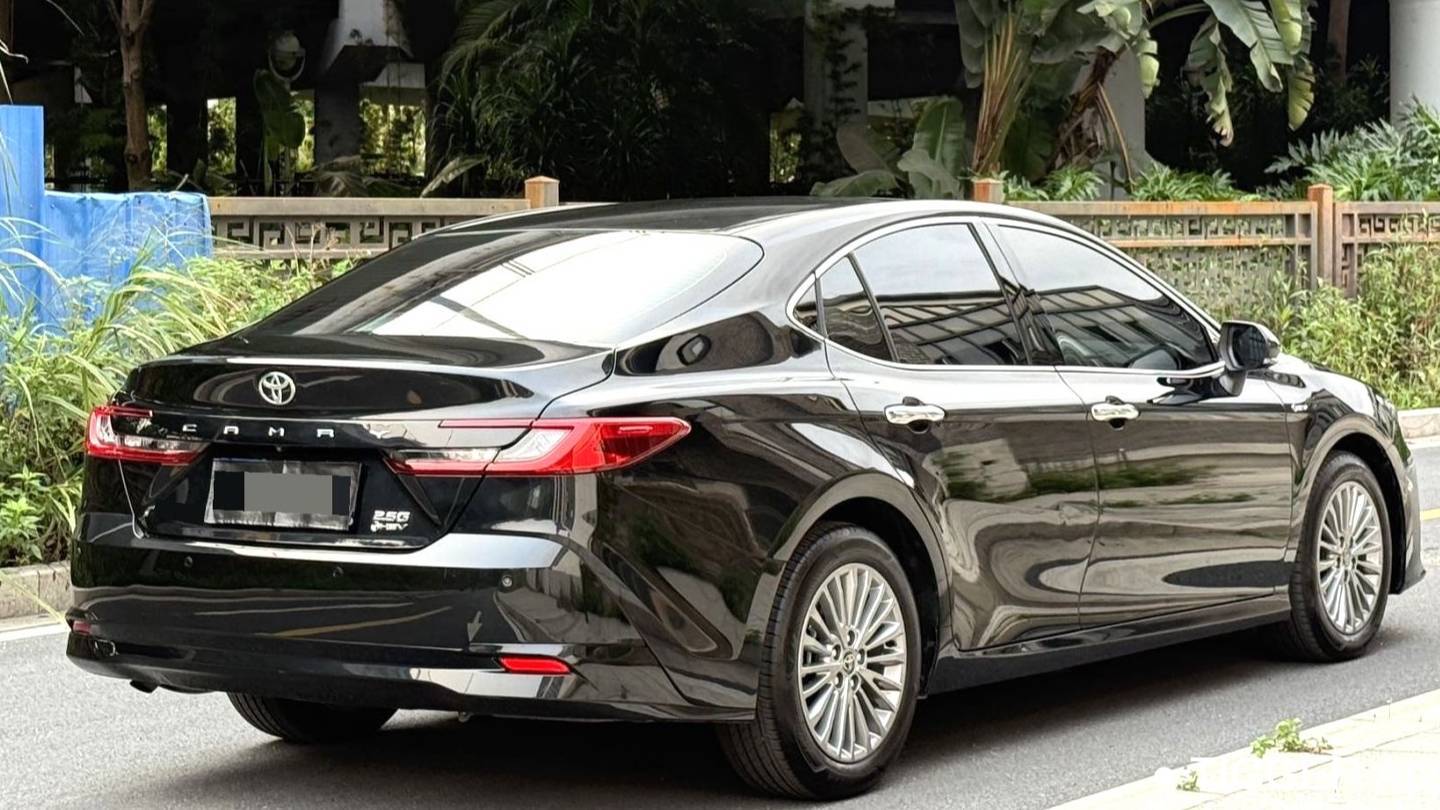 Toyota 2024 CAMRY Dual Engine 2.0HGVP Luxury Edition