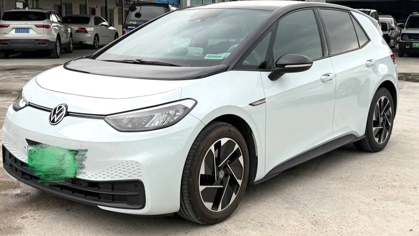 Volkswagen 2023 ID.3 Upgraded Pure Smart Edition