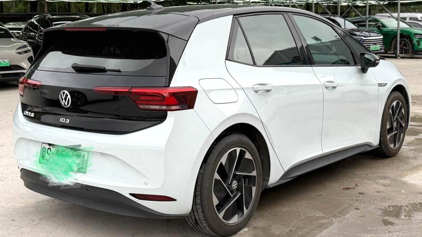 Volkswagen 2023 ID.3 Upgraded Pure Smart Edition