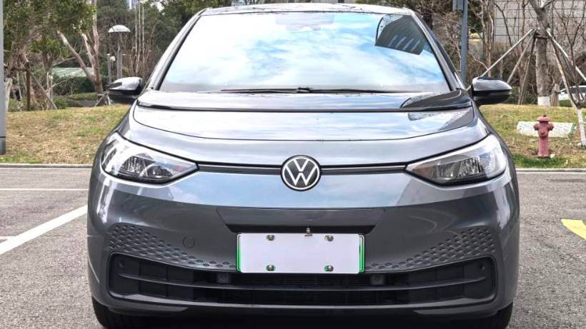 Volkswagen 2025 ID.3 Smart and outstanding version
