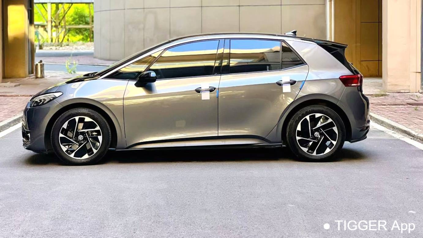 Volkswagen 2025 ID.3 Smart and outstanding oxygen version