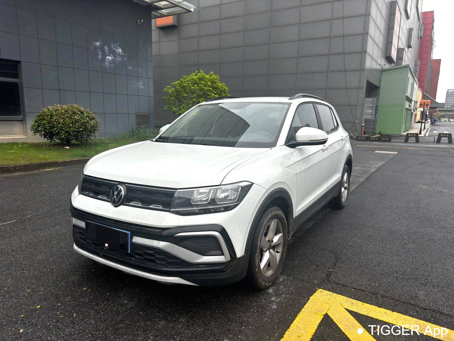 مستعمل Volkswagen 2023 T-Cross Upgraded 1.5L Automatic Fashion Edition