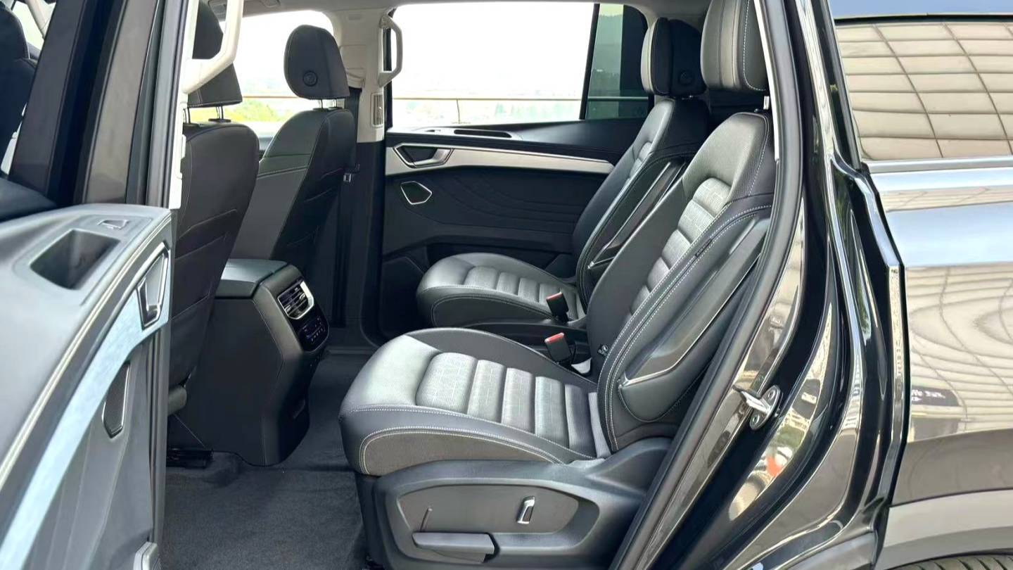 Volkswagen 2023 TALAGON Upgraded 380TSI 4WD Luxury Jiajing Edition Pro 6-seater