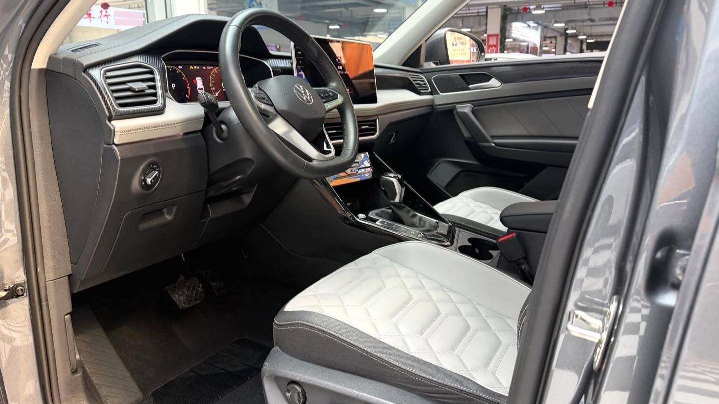 Volkswagen 2023 TAYRON 330TSI 2WD Luxury Plus Advanced Edition