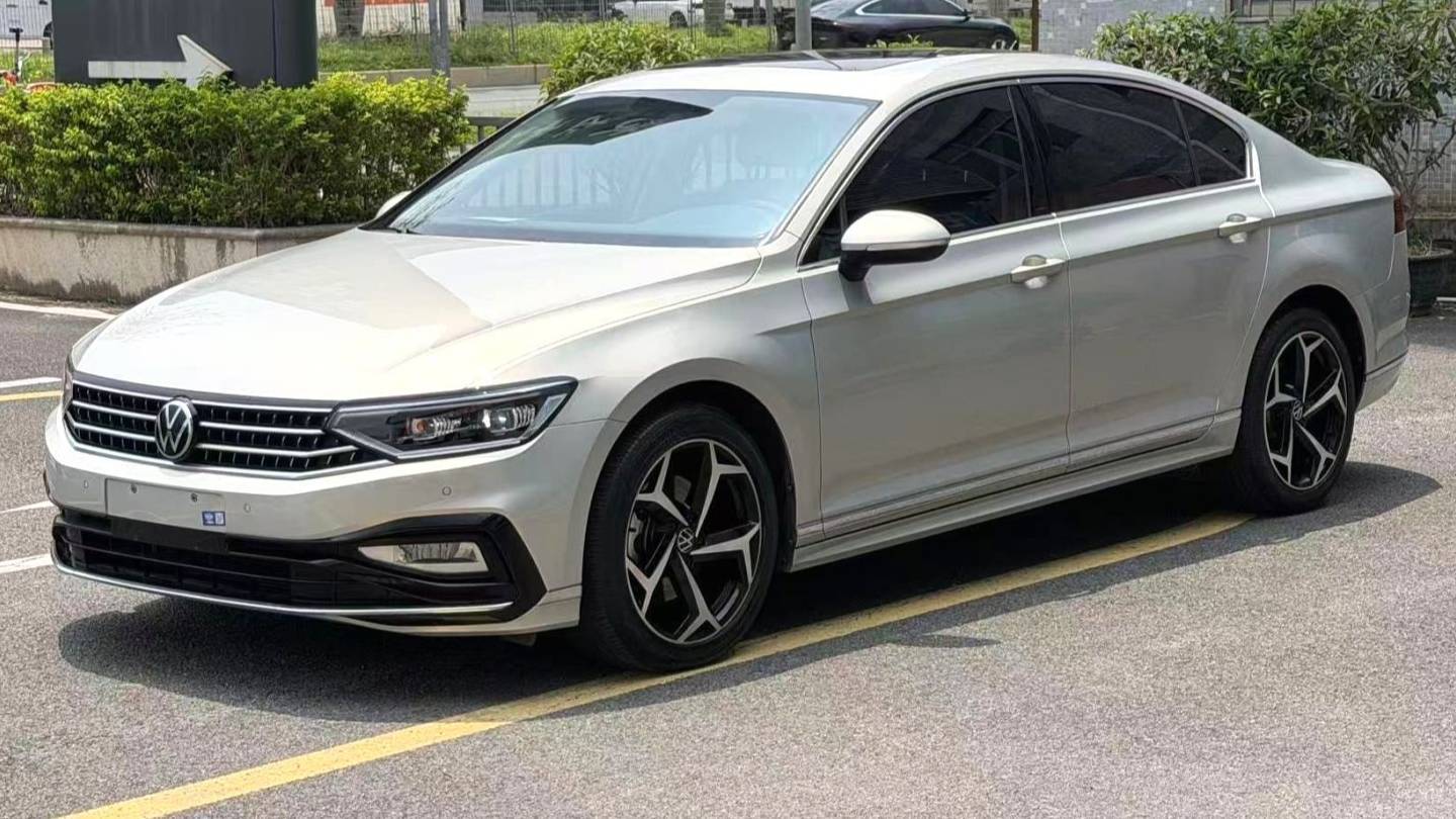 Volkswagen 2023 Magotan 2 million commemorative edition 330TSI DSG leading model