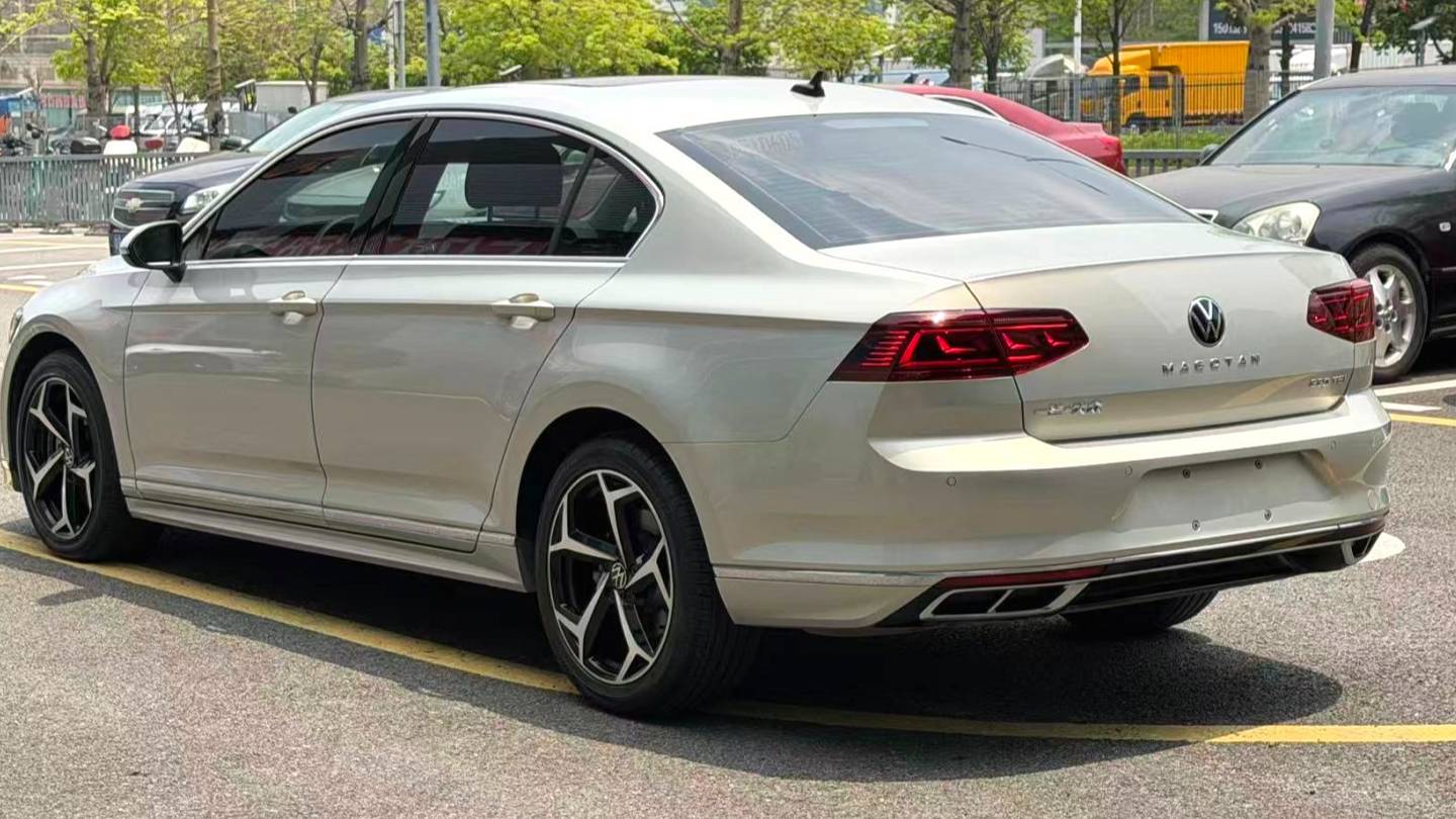 Volkswagen 2023 Magotan 2 million commemorative edition 330TSI DSG leading model