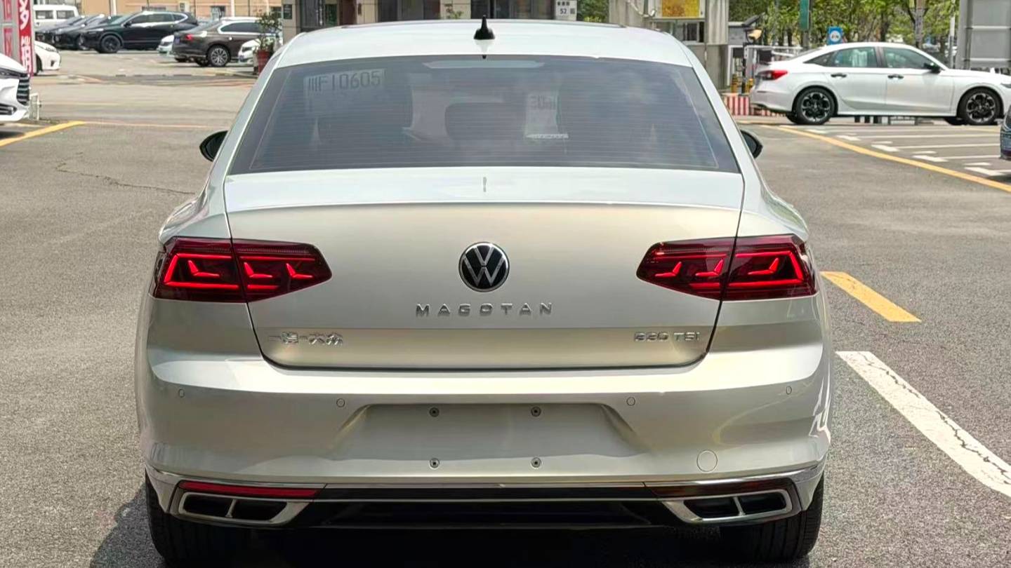 Volkswagen 2023 Magotan 2 million commemorative edition 330TSI DSG leading model