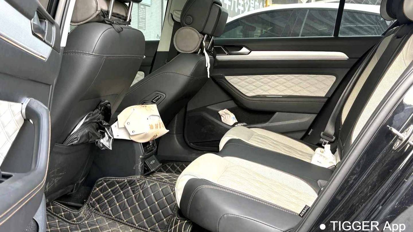 Volkswagen 2023 Magotan 2 million commemorative 330TSI DSG luxury models