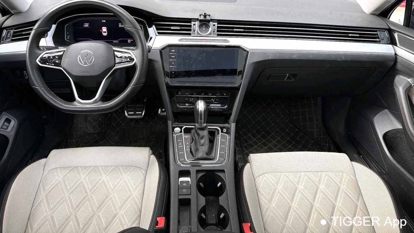Volkswagen 2023 Magotan 2 million commemorative 330TSI DSG luxury models