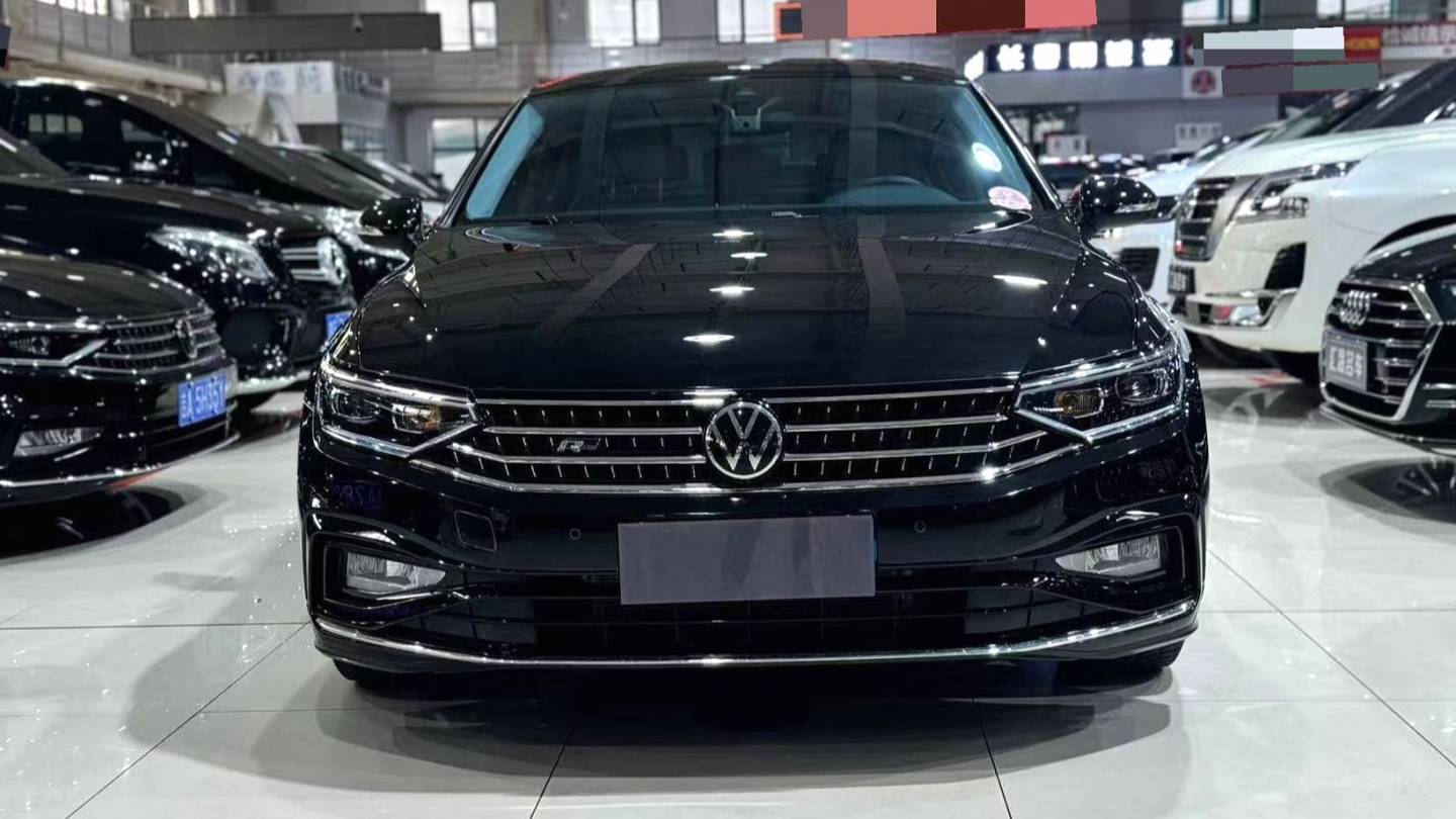 Volkswagen 2025 Magotan Upgraded Two Share 330TSI DSG Luxury Edition