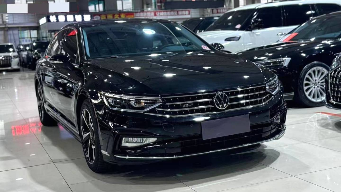 Volkswagen 2025 Magotan Upgraded Two Share 330TSI DSG Luxury Edition